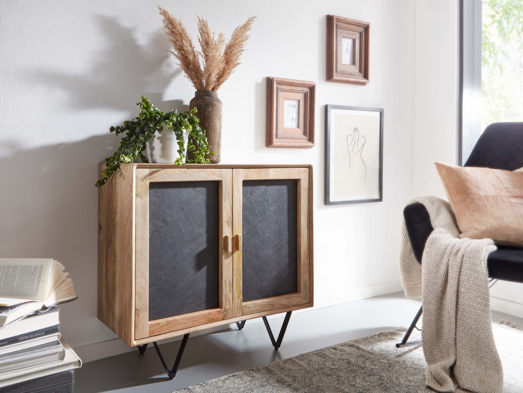 Sideboard