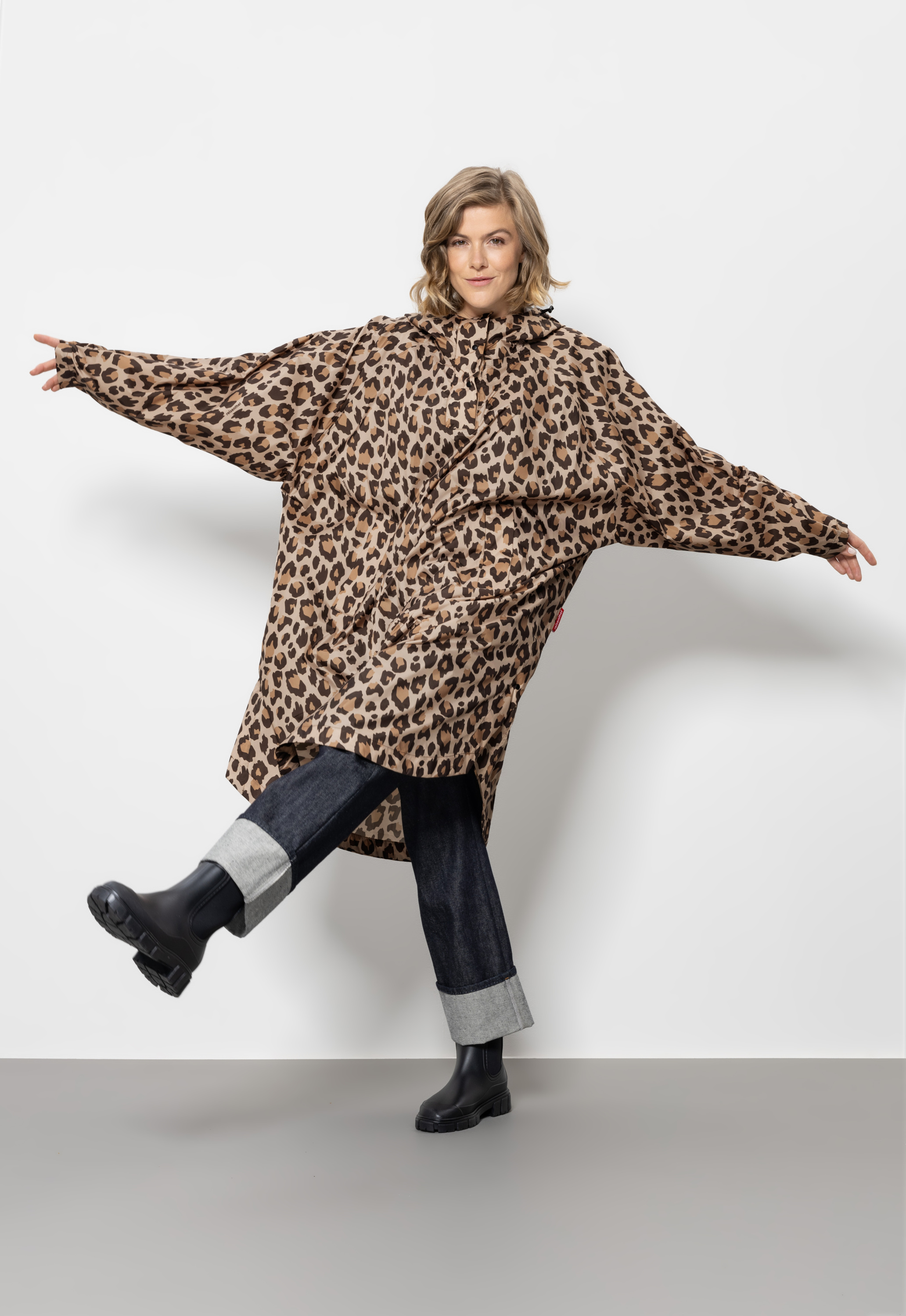 mini reisenthel maxi raincoat - leo
