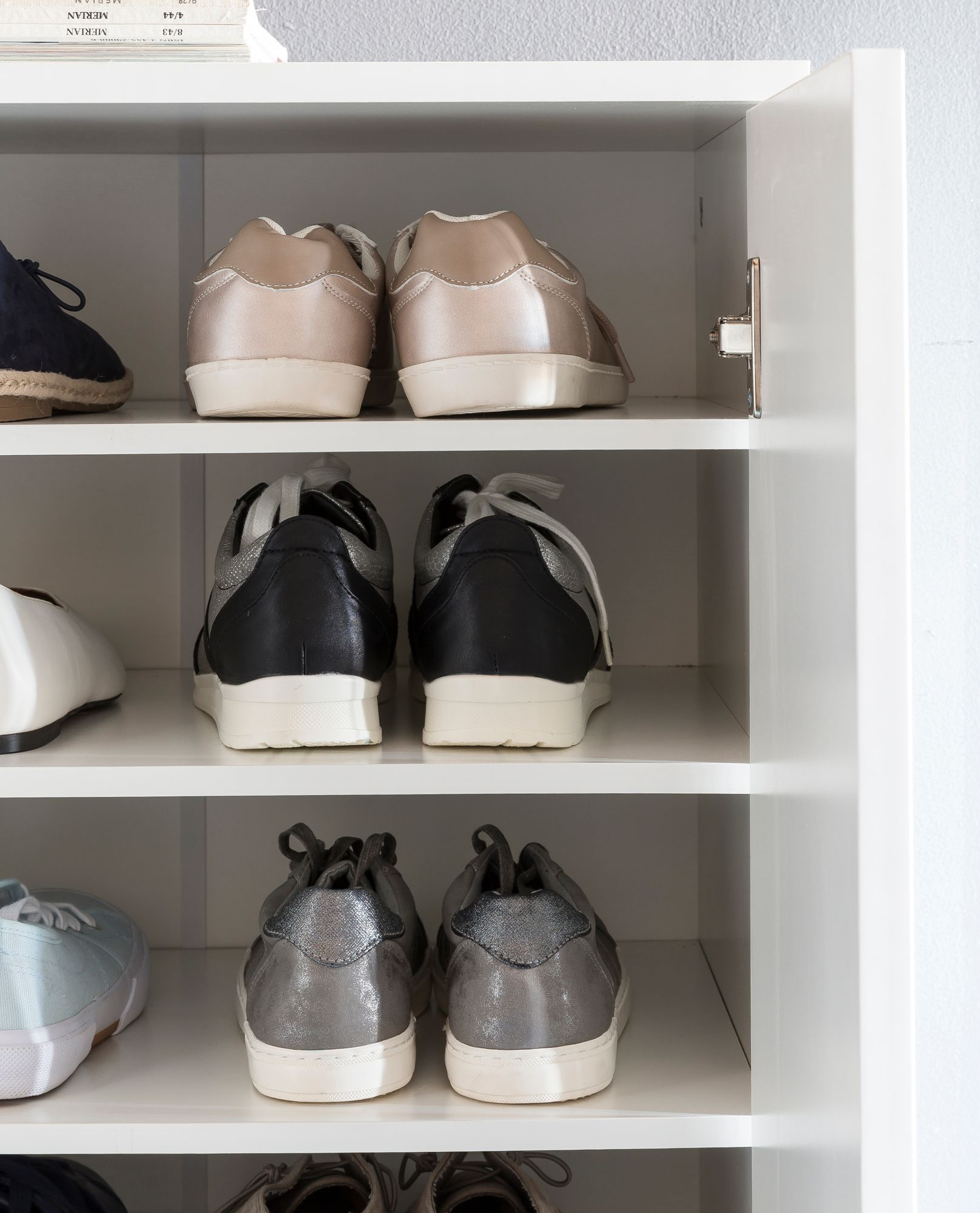 Schuhschrank