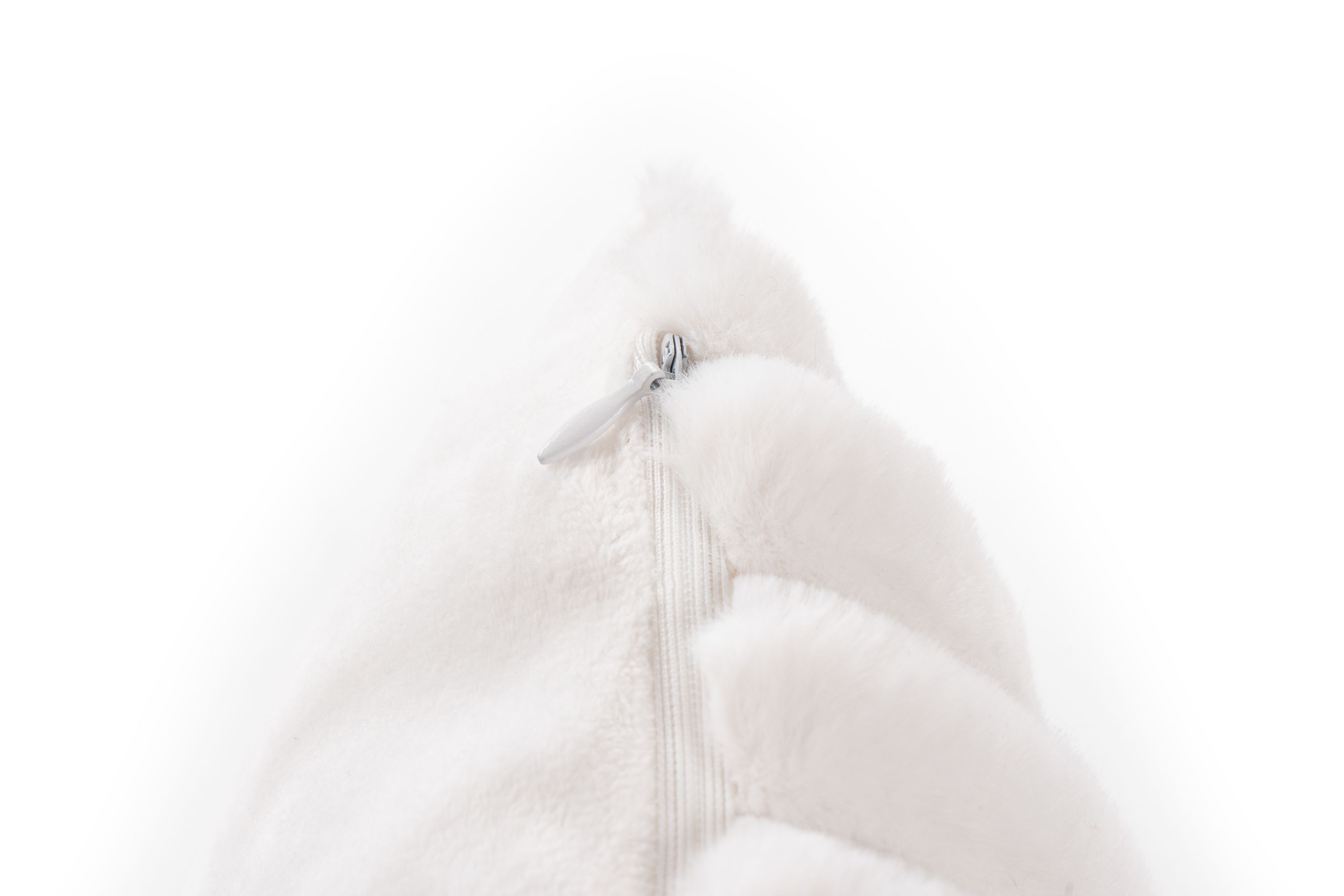 Kissen PLUSH elfenbein