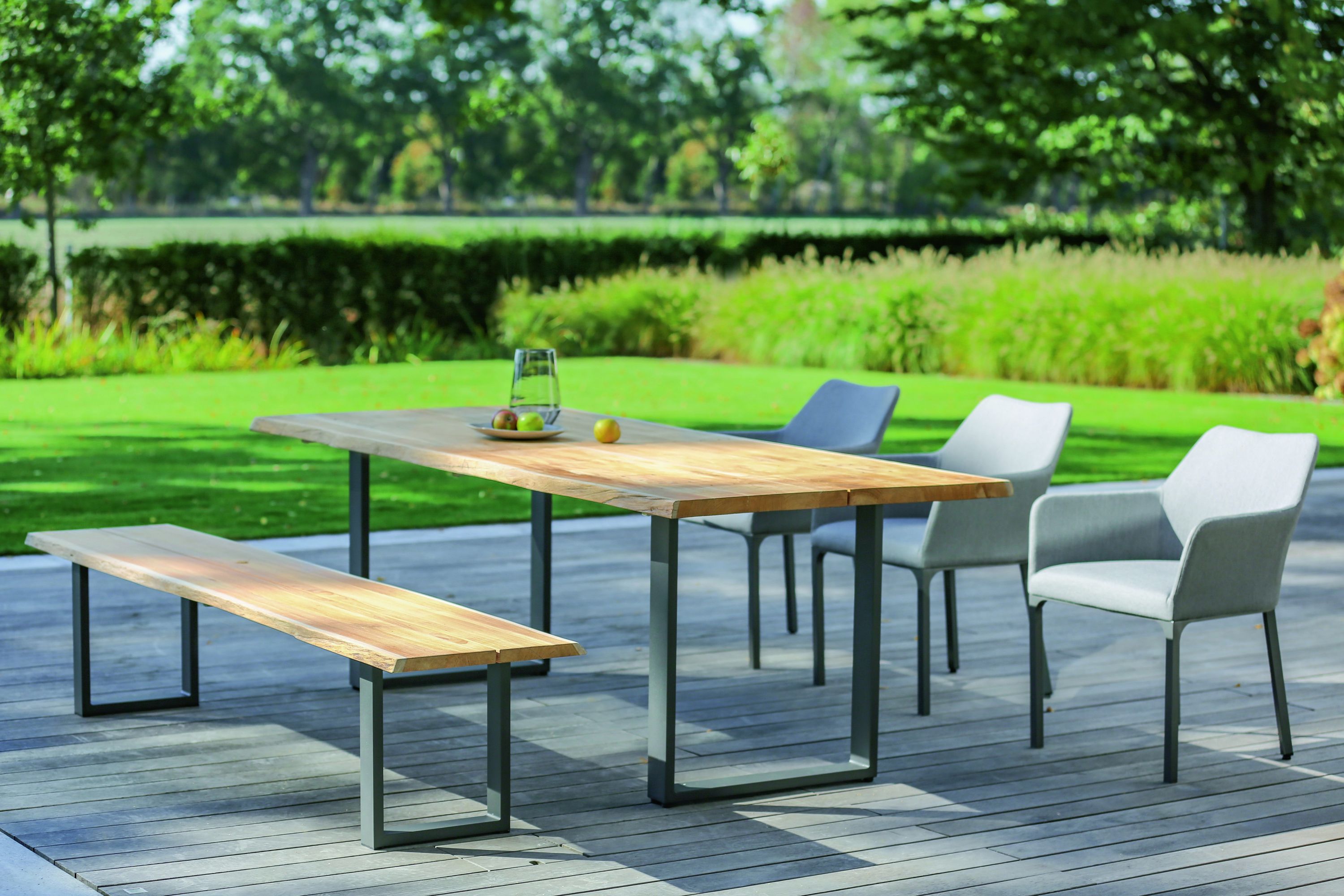 Gartentisch Solid