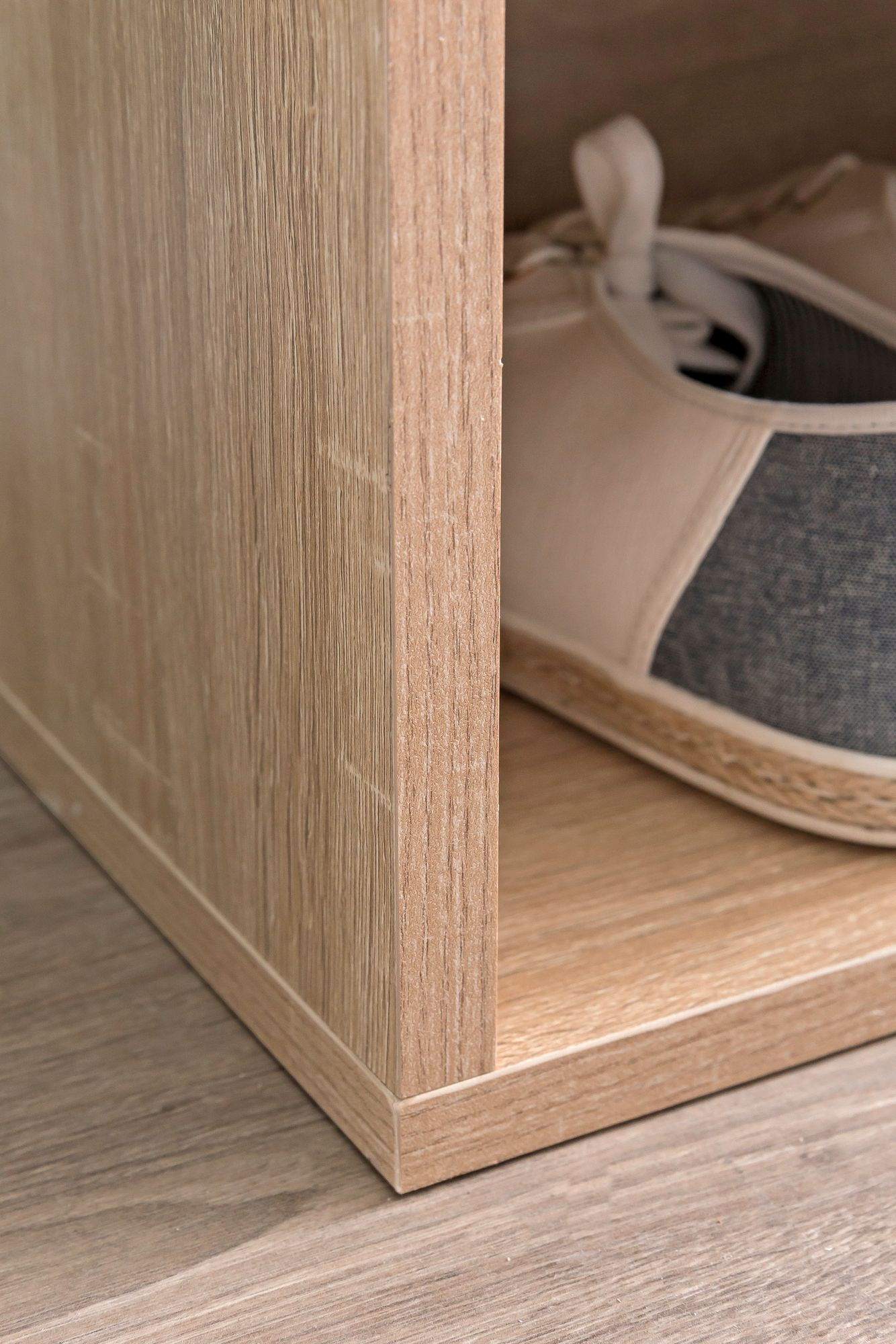 Schuhschrank