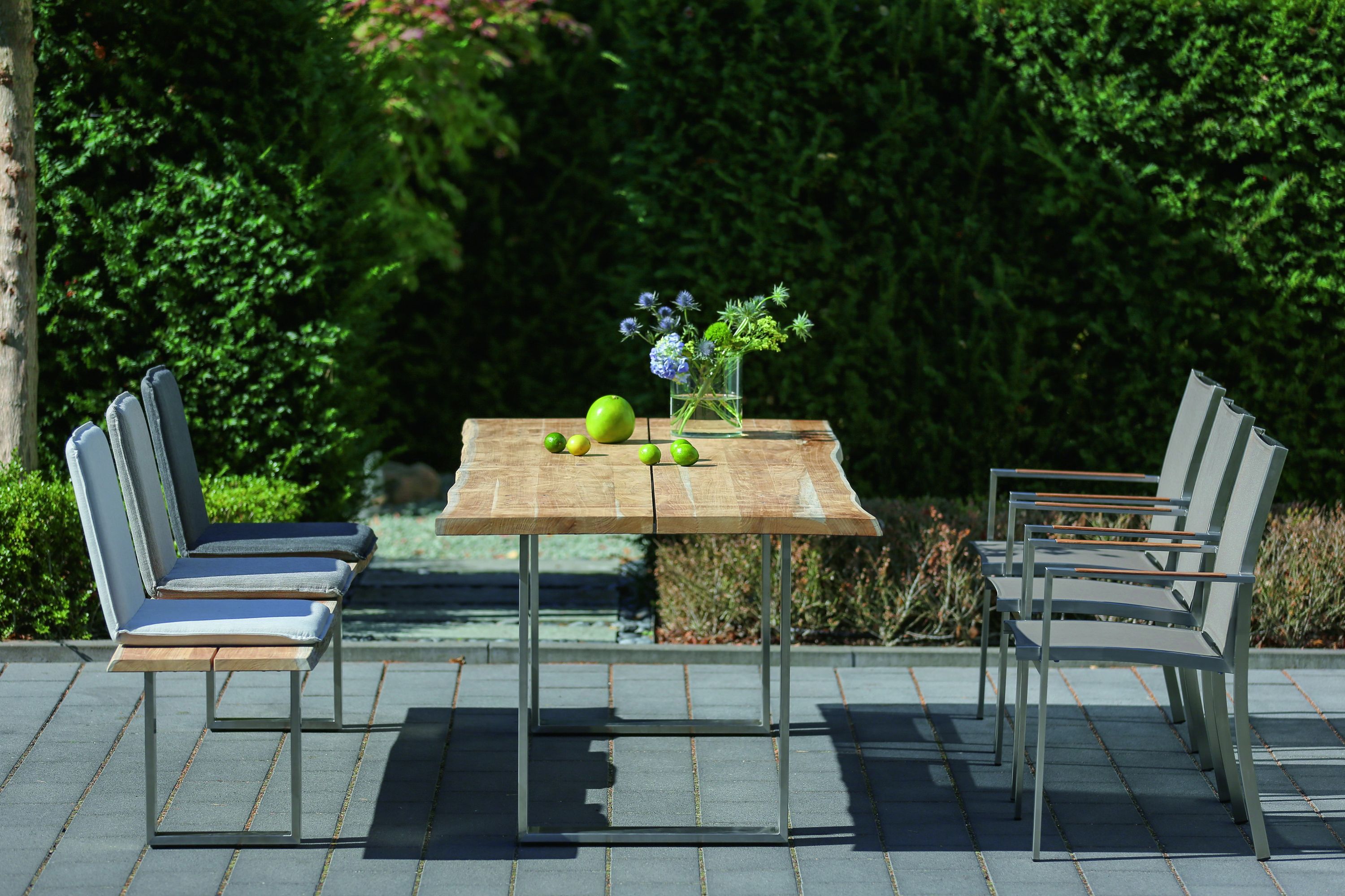 Gartentisch Solid