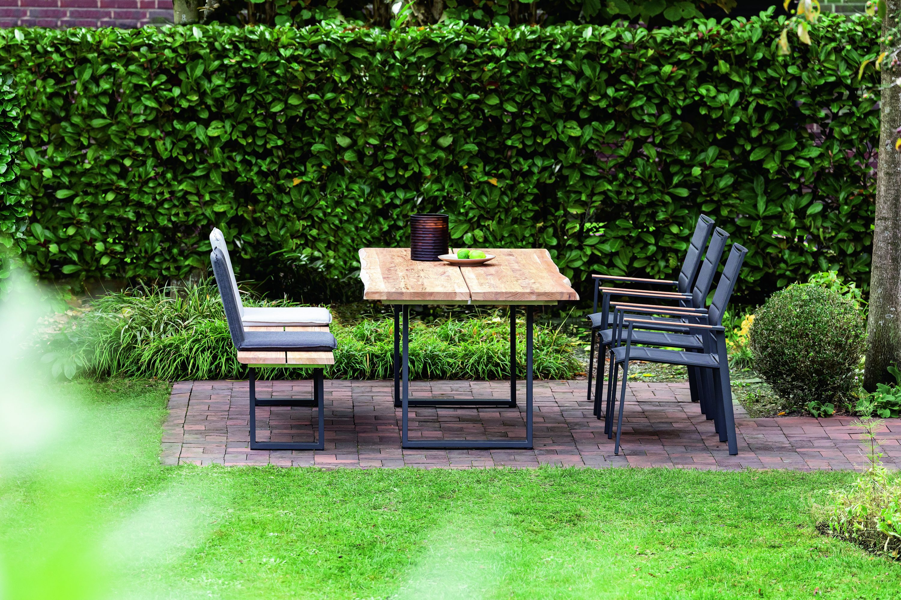 Gartentisch Solid