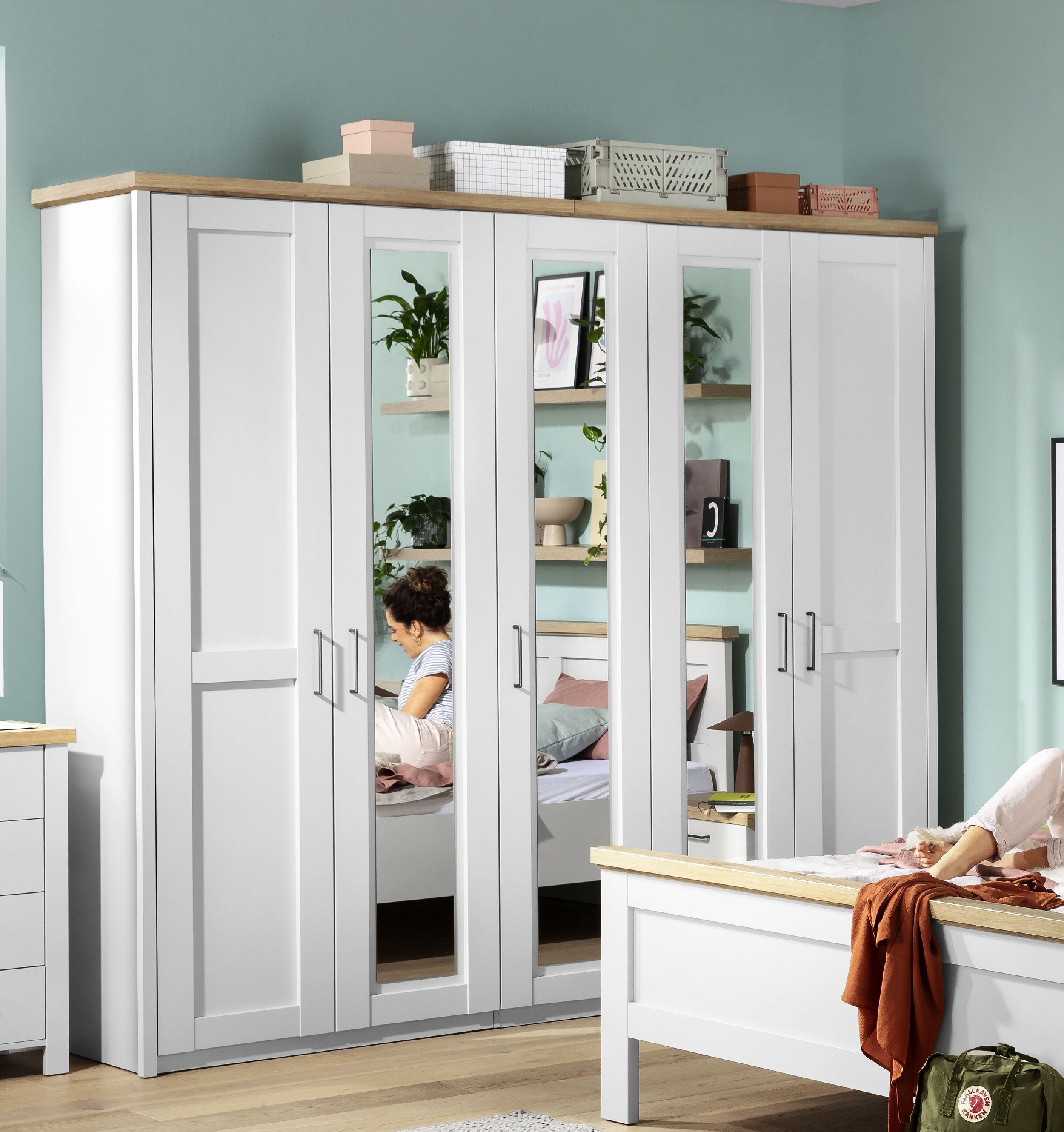 Kleiderschrank LIVIN ASMARA
