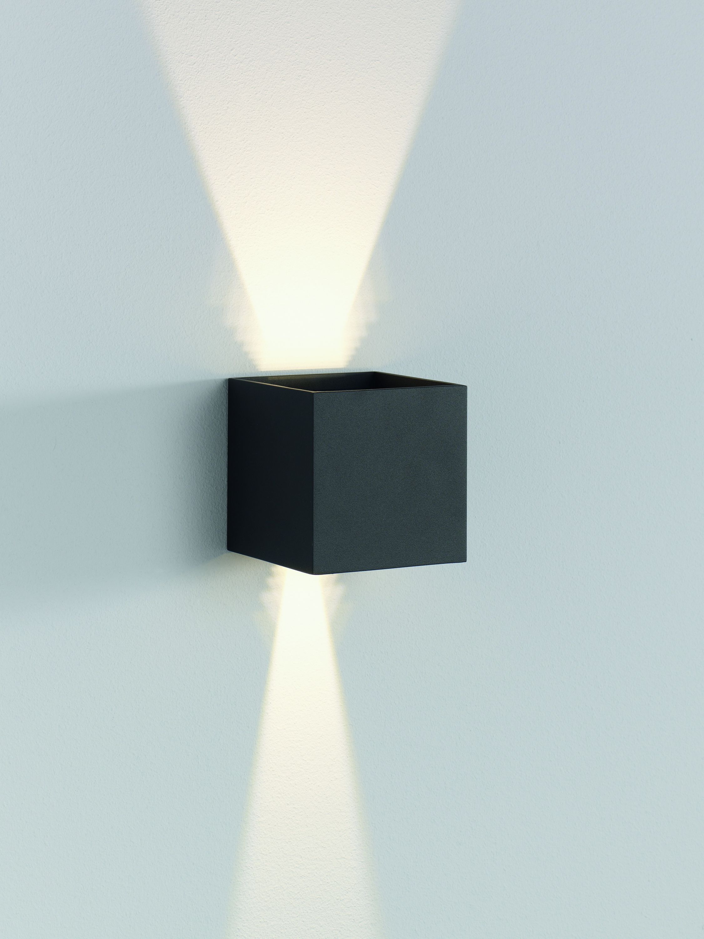 Outdoor-Wandleuchte CUBI