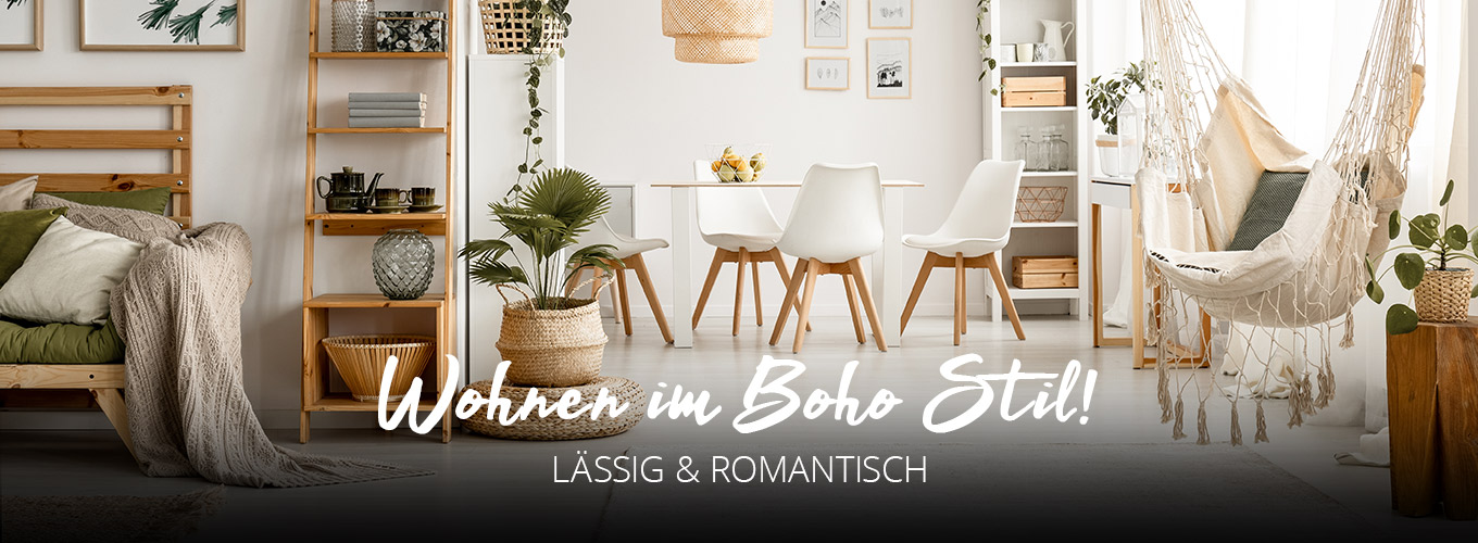 Wohnen im Boho Stil! Lässig & romantisch - Heller Essbereich mit viel Weiß und Holz. Dekoration in natürlichen Farben und Materialien wie Korb. Grüne Pflanzen und als Hingucker ein Hängesessel in Makramee-Optik.