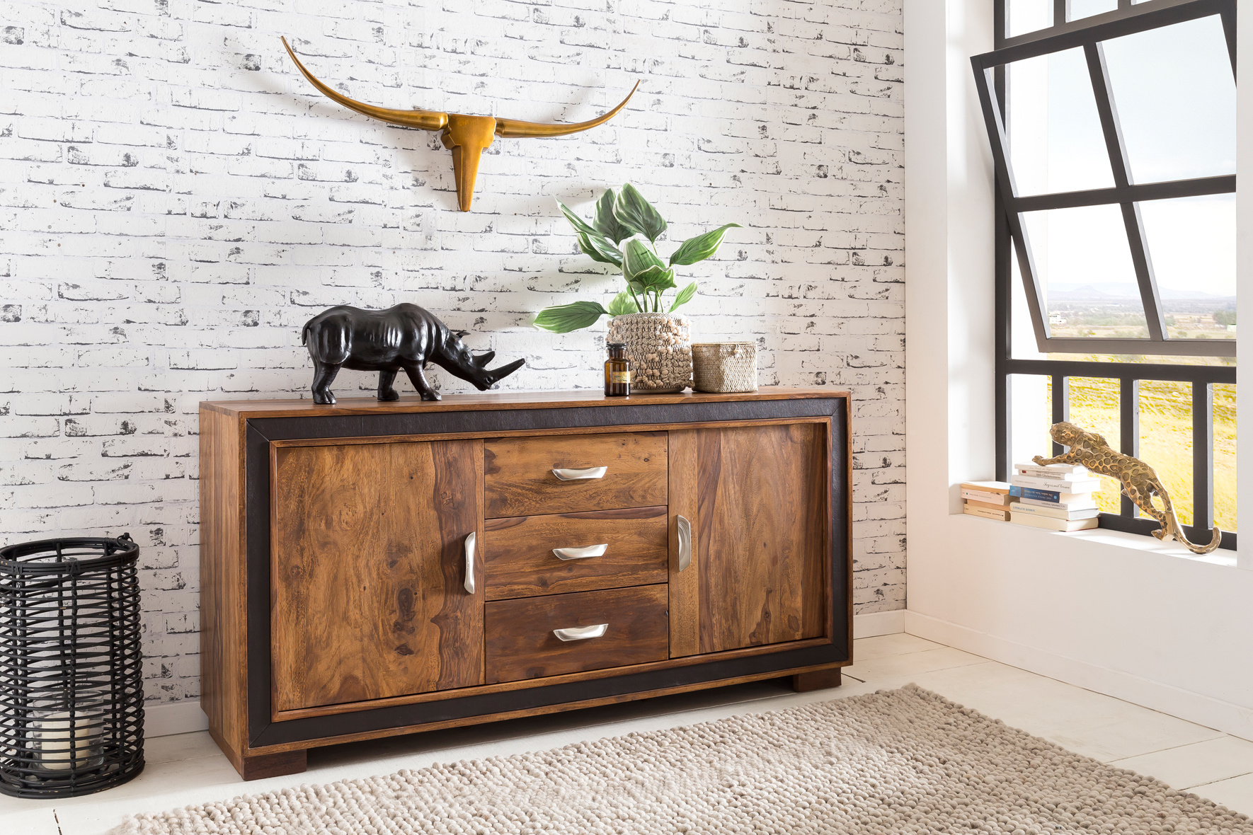 Sideboard