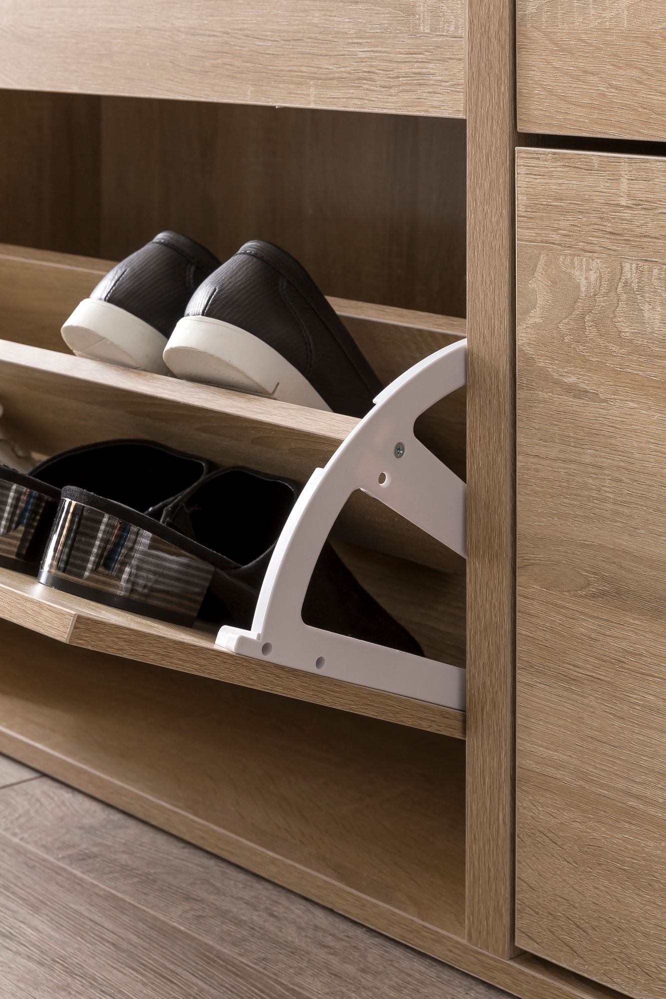 Schuhschrank