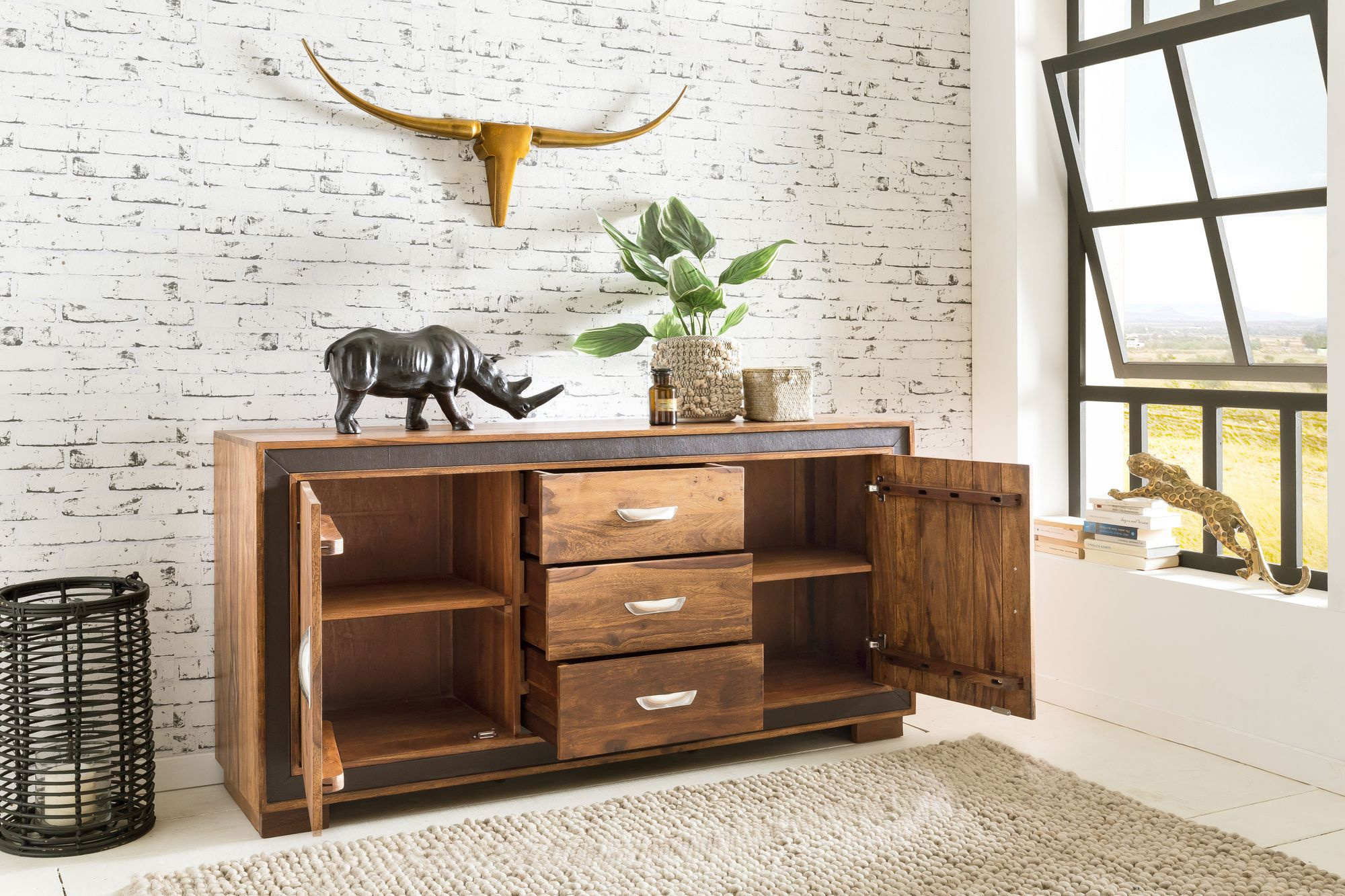 Sideboard