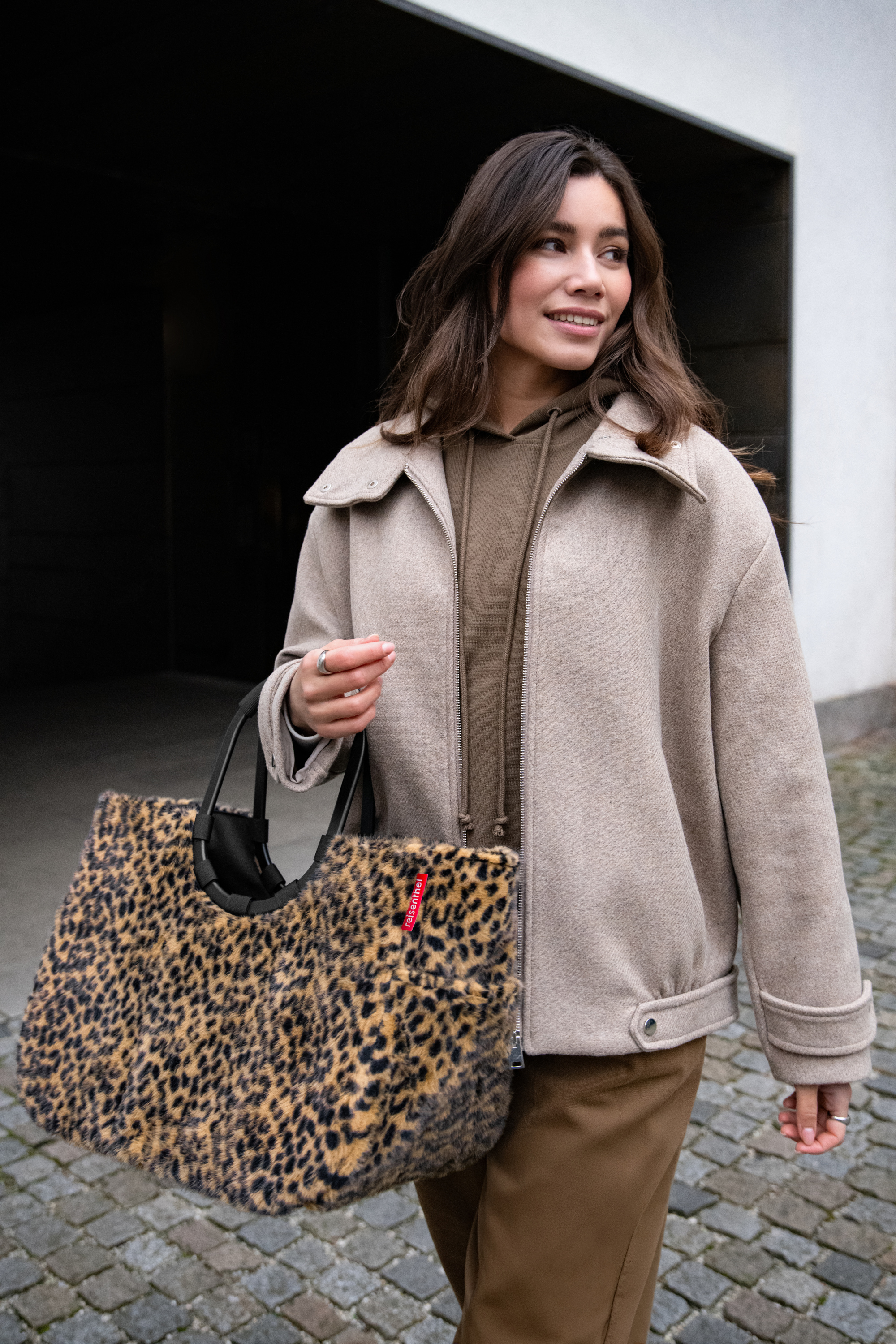 loopshopper reisenthel L - leo fake fur