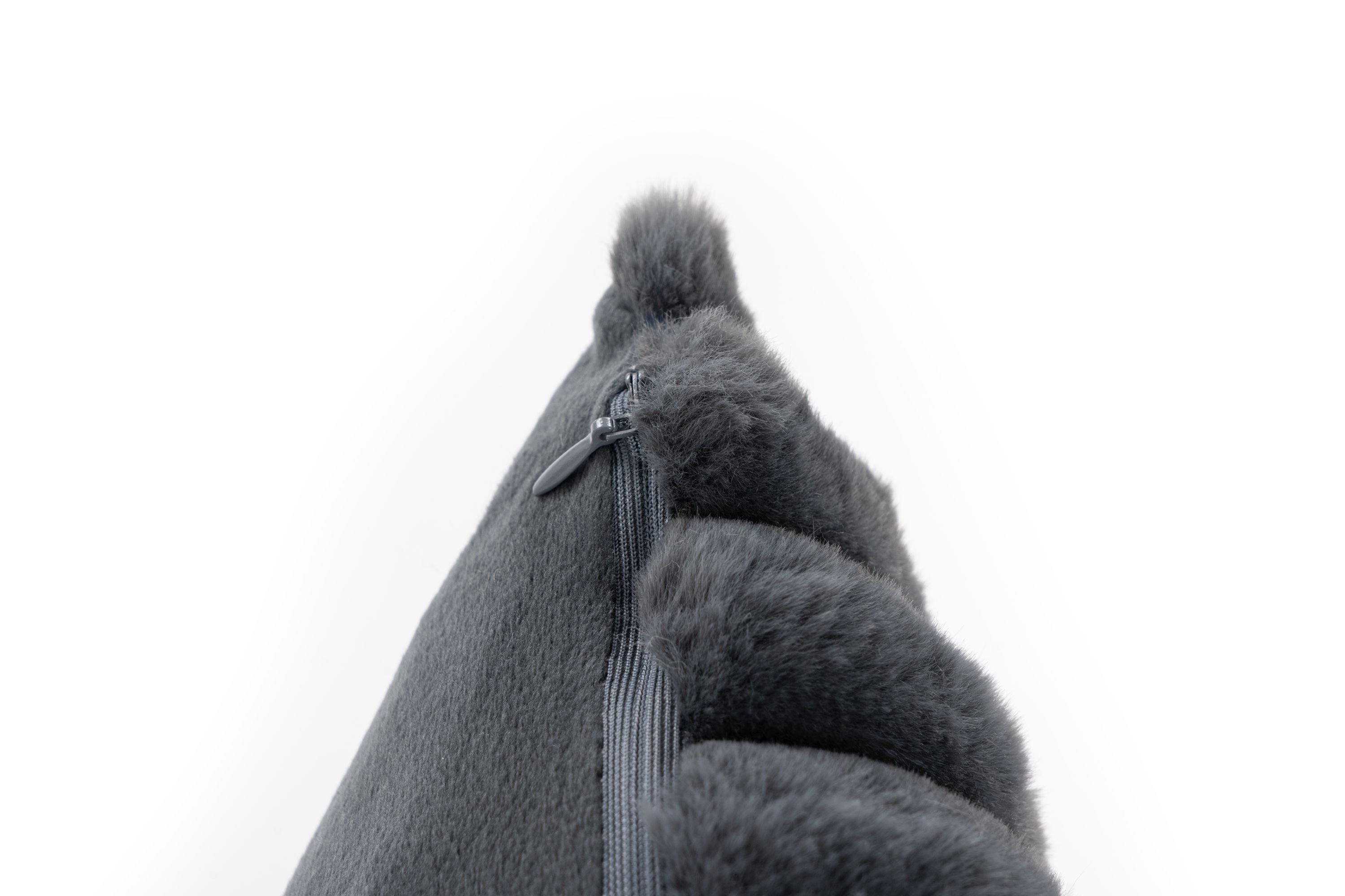 Kissen PLUSH graphit