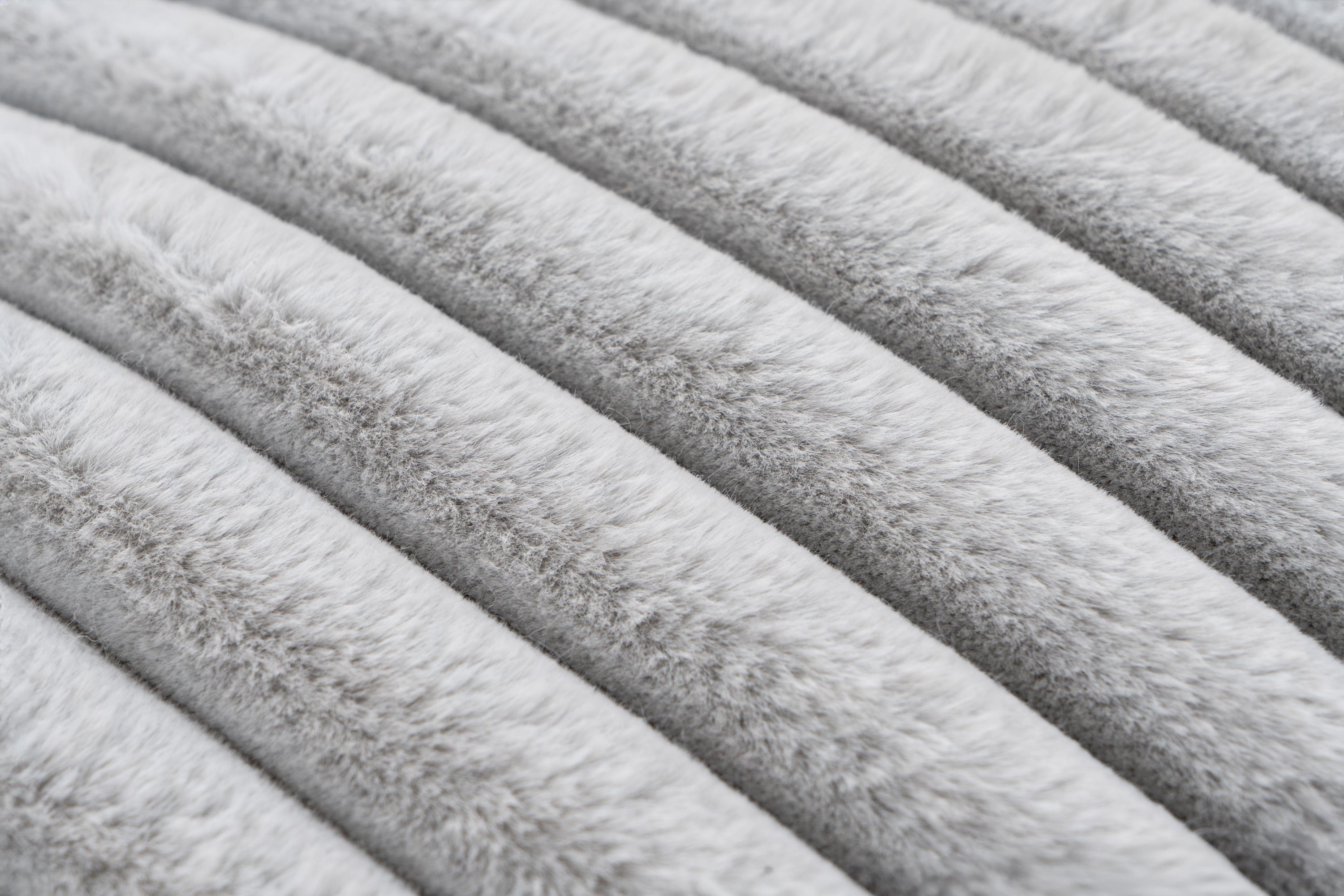 Kissen PLUSH silber