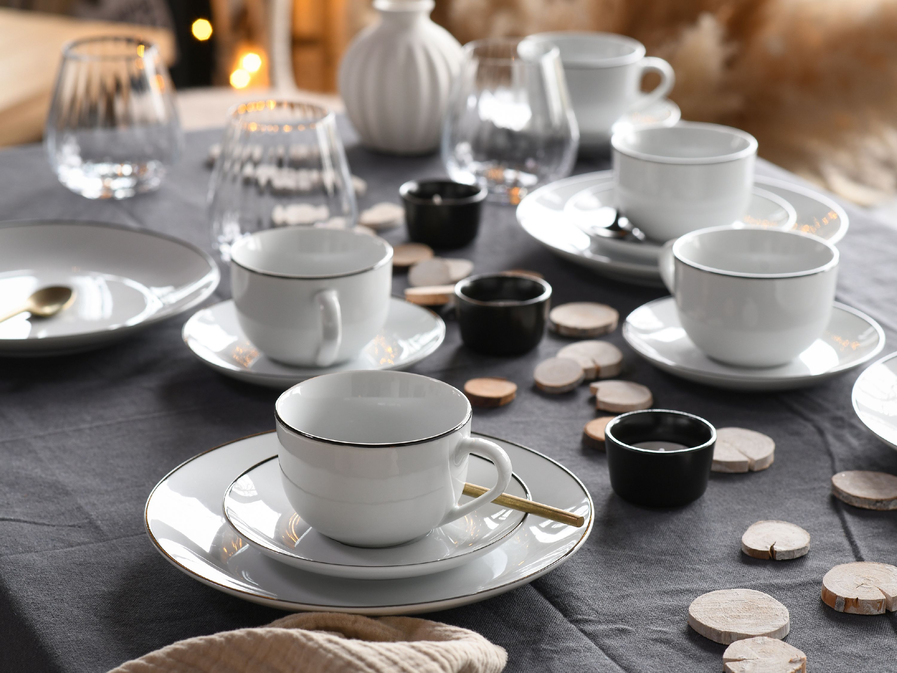 Kaffeeuntertasse LUNA BLACK LI