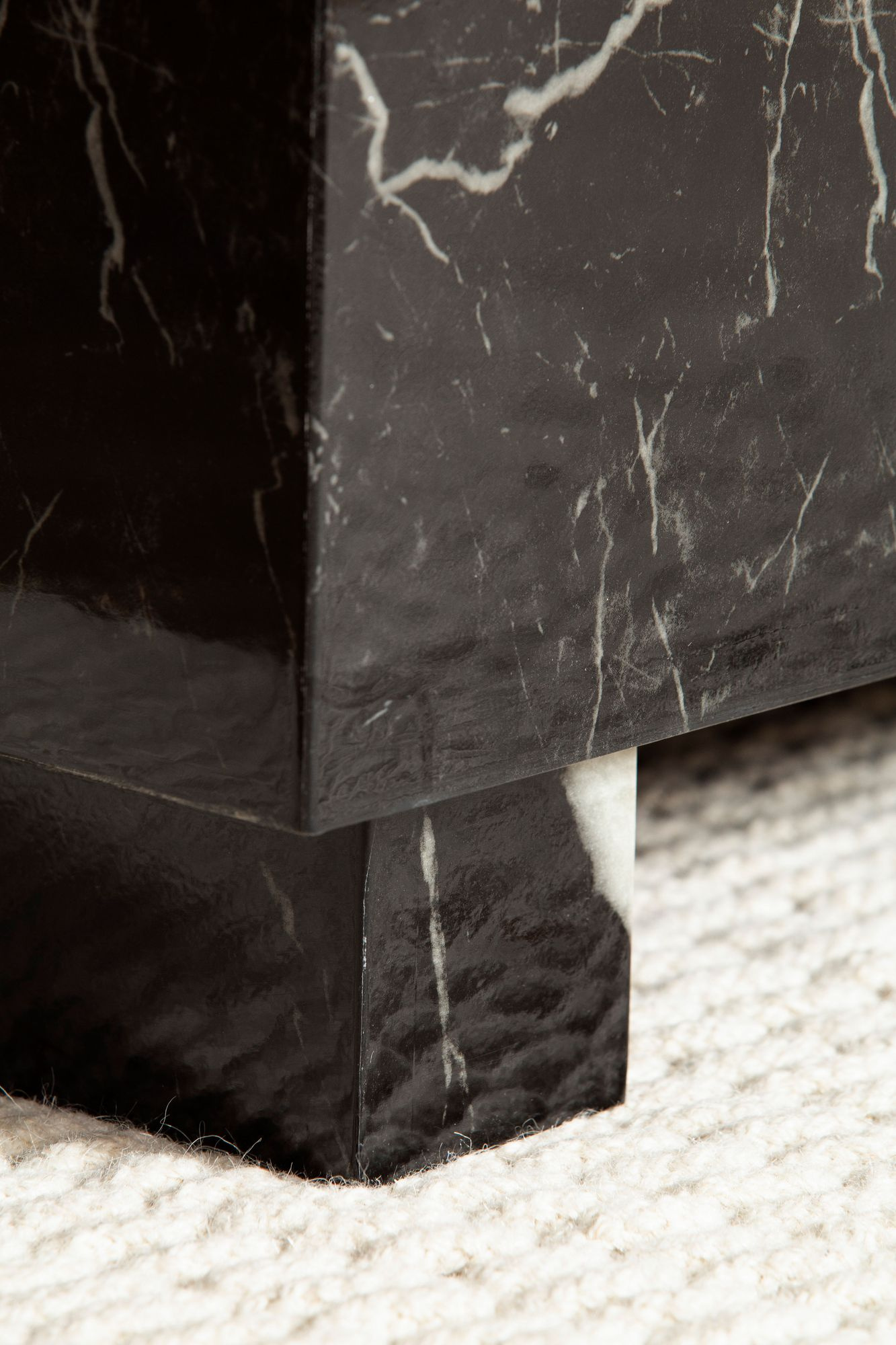 Couchtisch MONOBLOC