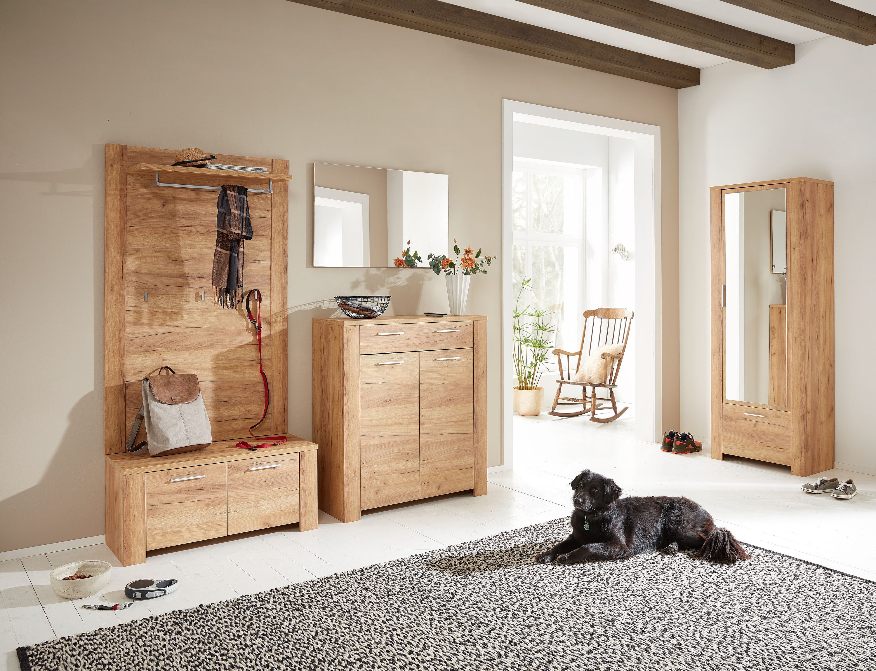Garderobe CASTERA