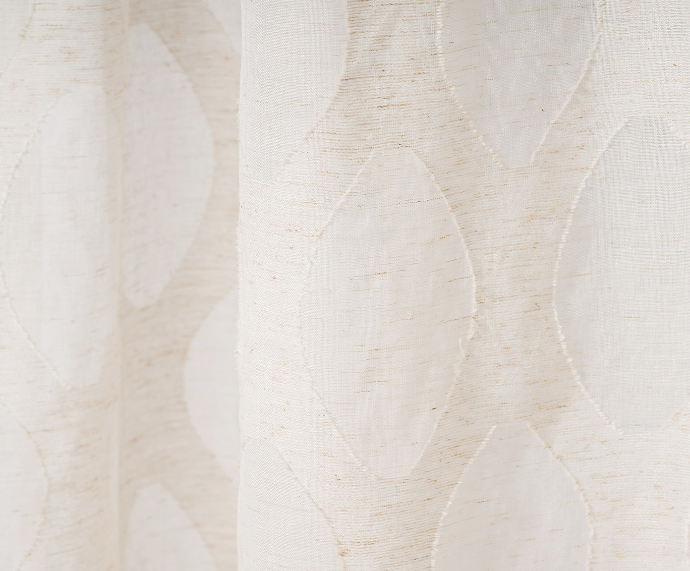 Schlaufenschal AMIRA creme