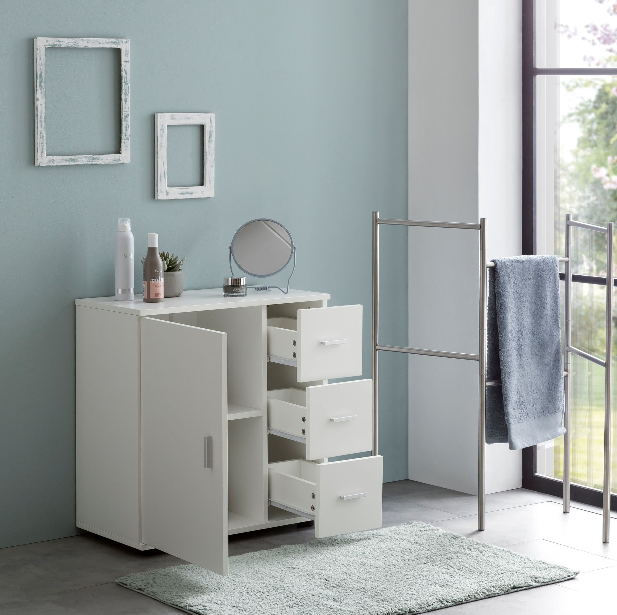 Badschrank
