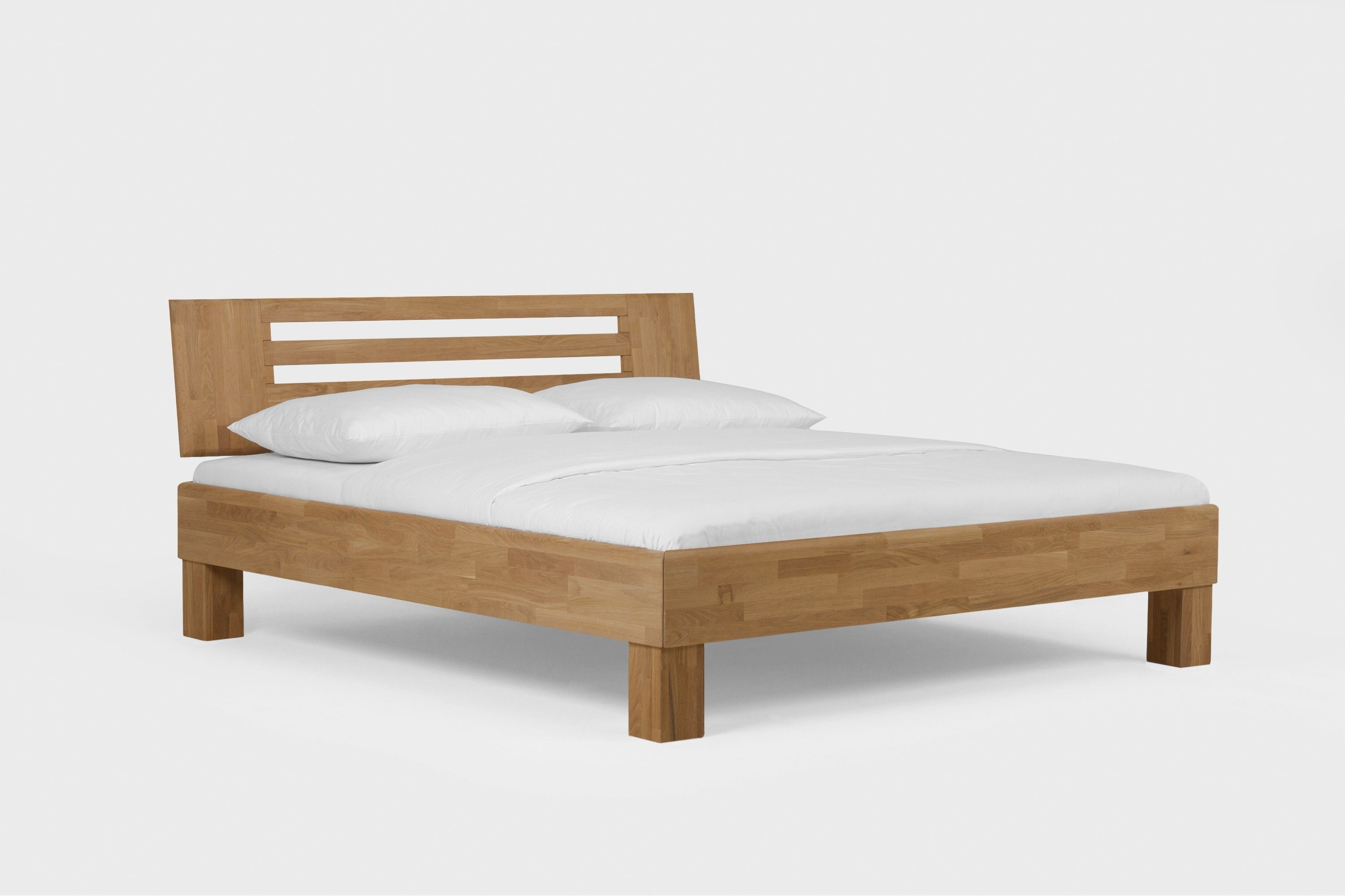 Holzbett Avantgarde