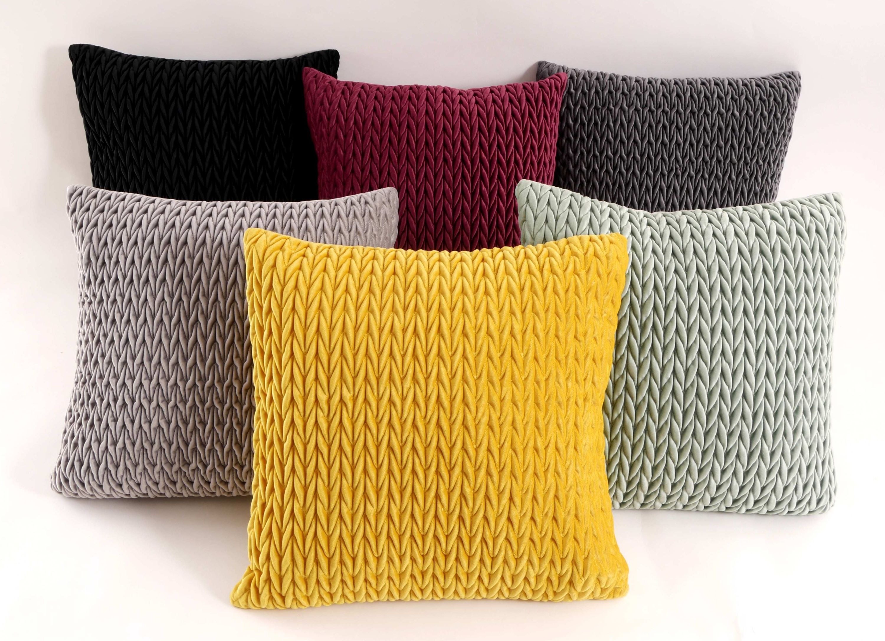 Kissen PLAITED