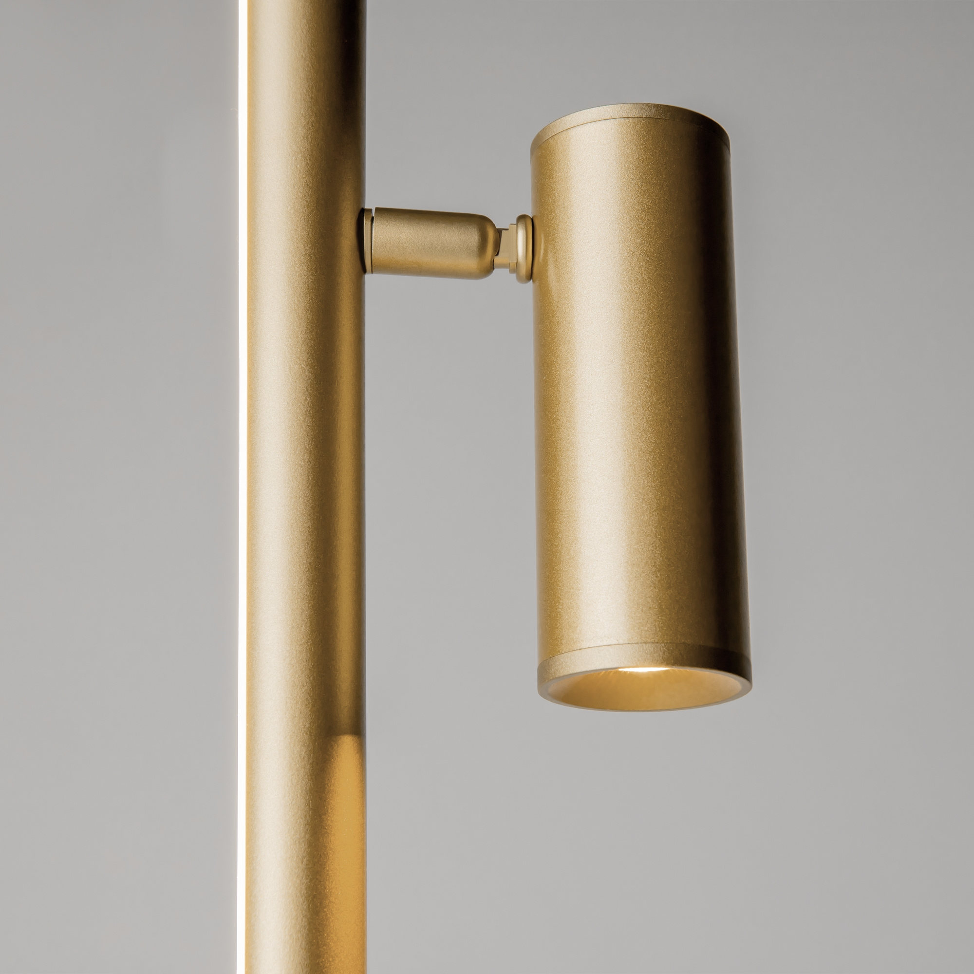 Stehleuchte THIN