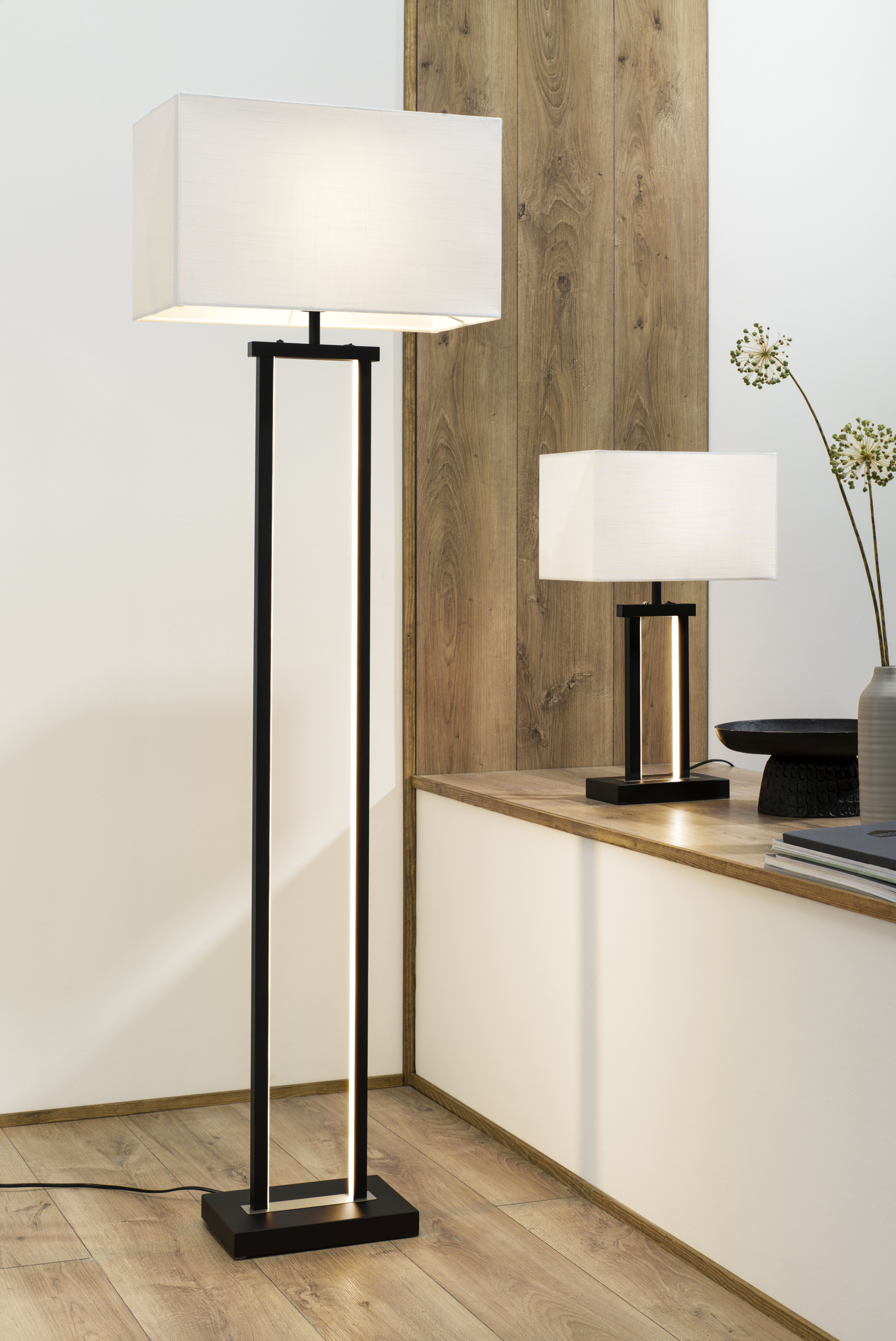 LED-Stehleuchte DOMO