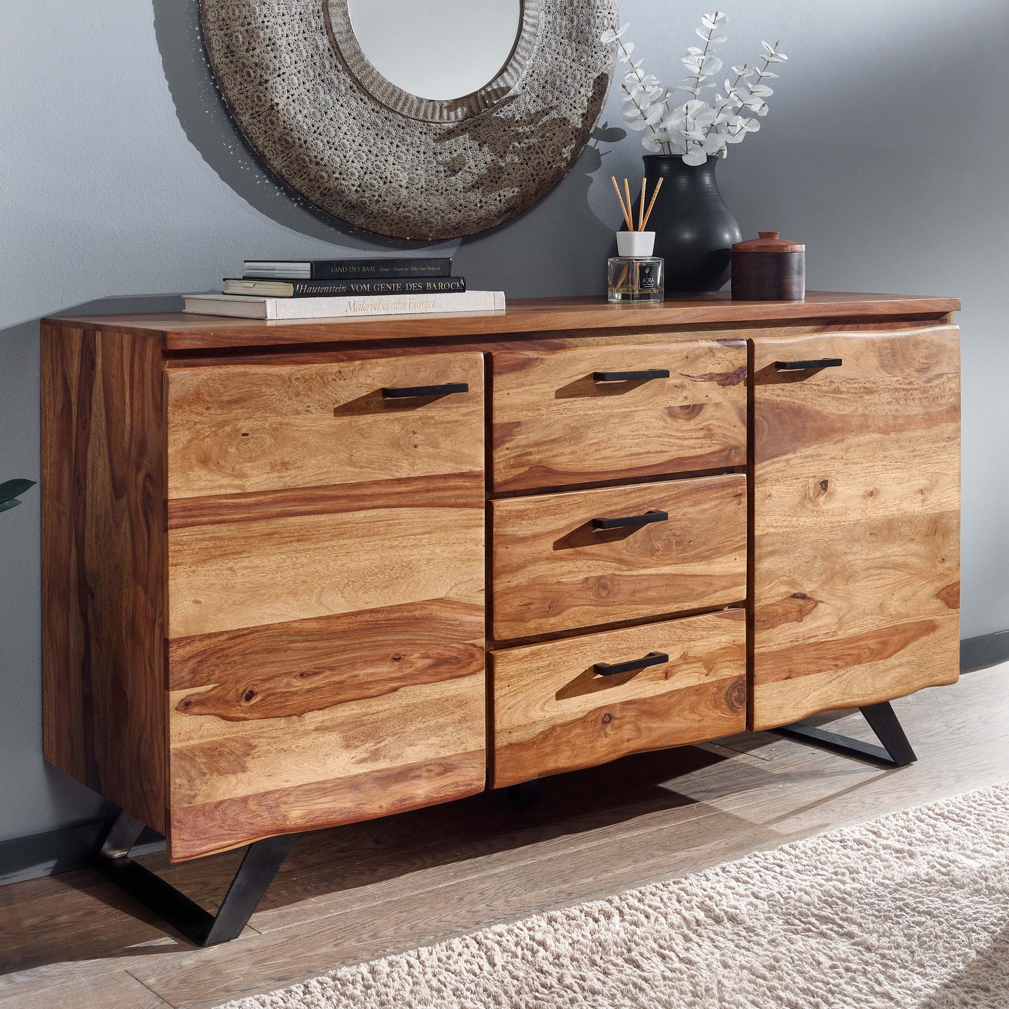 Sideboard
