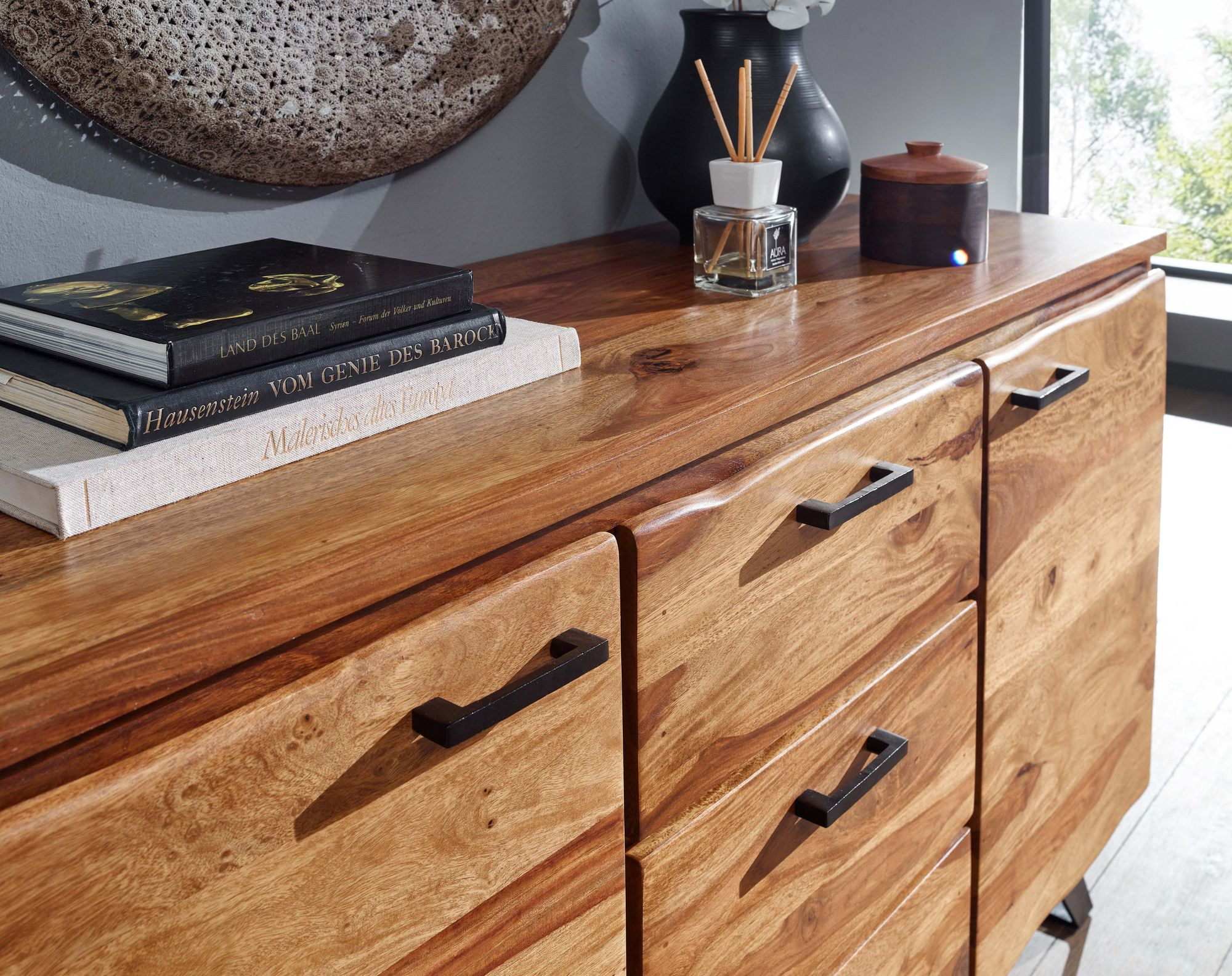 Sideboard