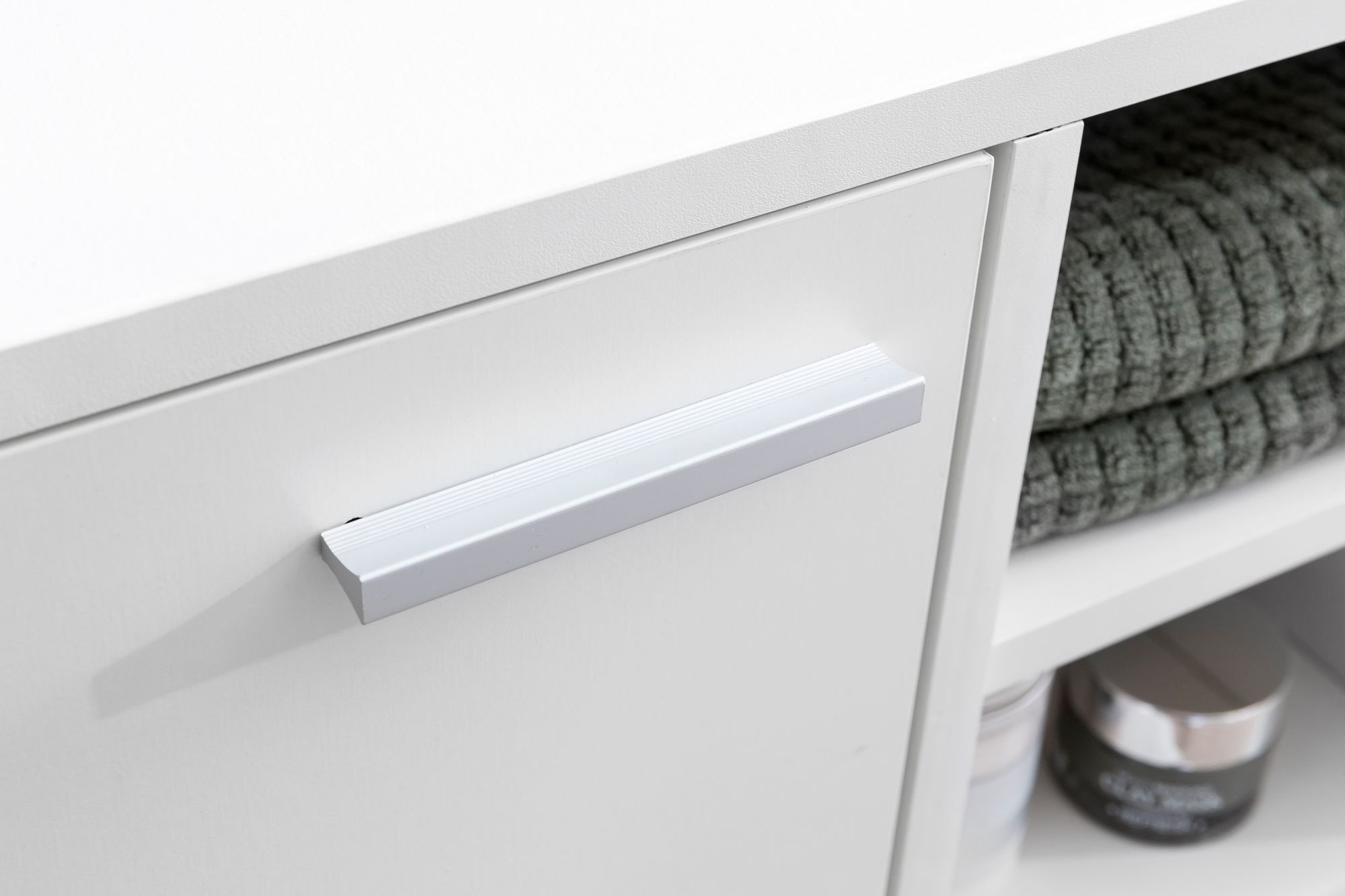 Waschbeckenunterschrank