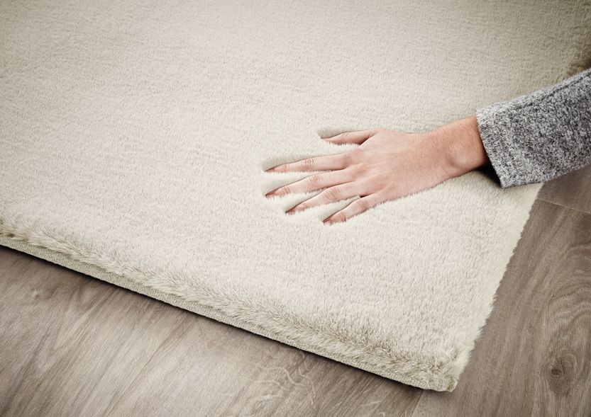Teppich PLUSH creme