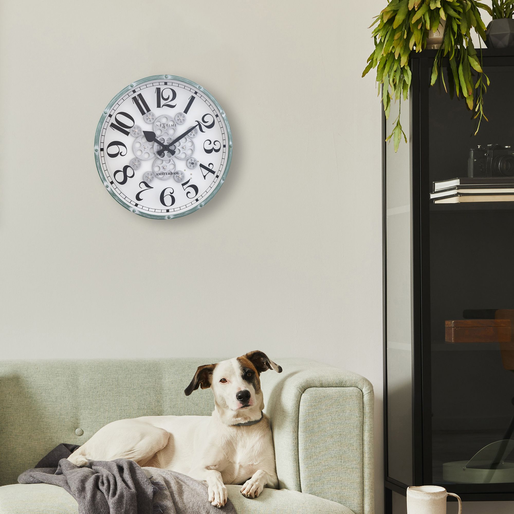 Wanduhr NEXTIME HENRY