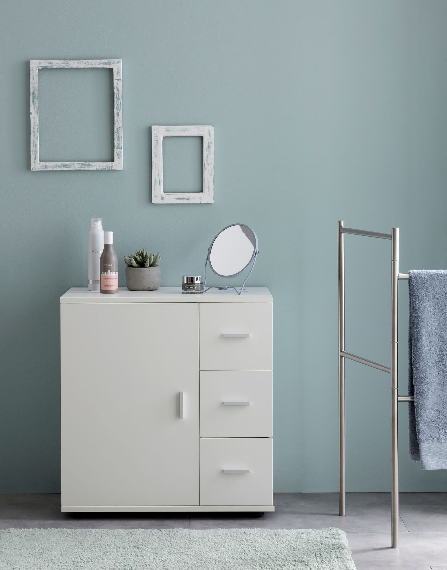 Badschrank