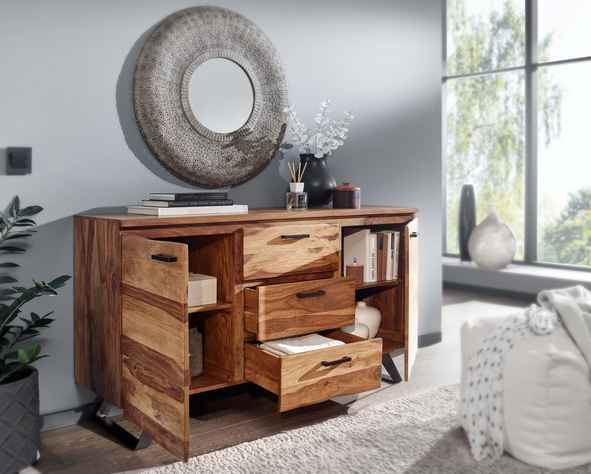 Sideboard