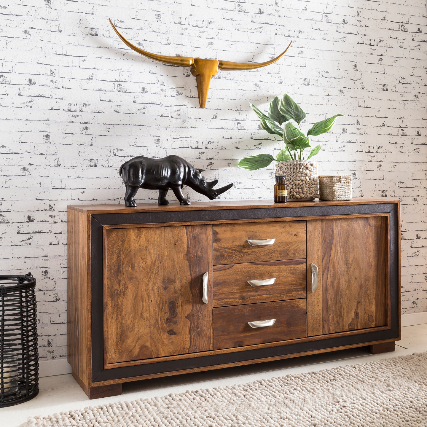 Sideboard