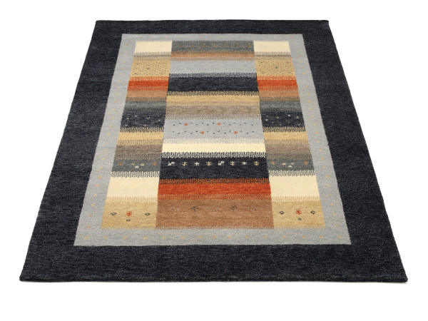 Teppich INTENSE SONA aus Schurwolle