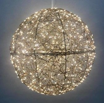 Weihnachtskugel LED GOLDEN TWIST in goldfarben aus Metall