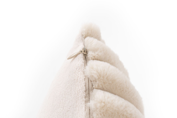Kissen PLUSH beige