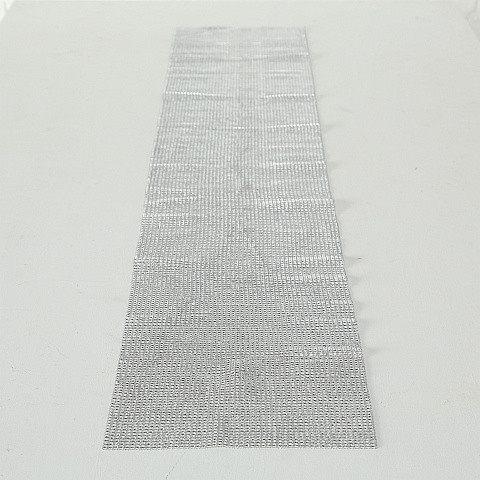 Tischläufer GLAMOUR in silberfarben aus Kunststoff