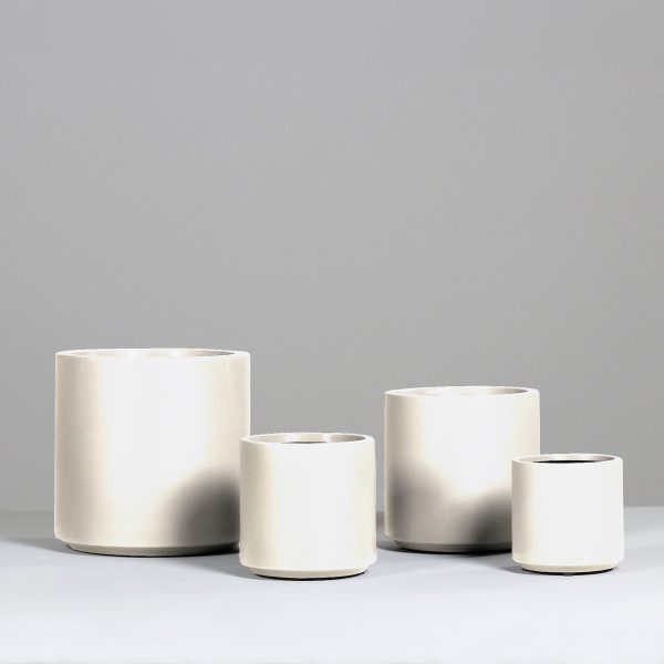 Übertopf L in creme aus Kunststoff