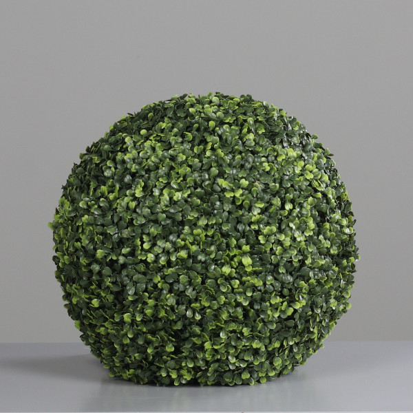 Buchskugel in grün aus Kunststoff