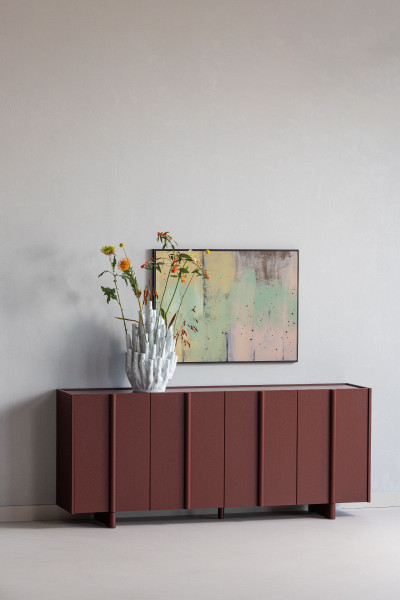Sideboard WOOOD BASU in rot aus Massivholz