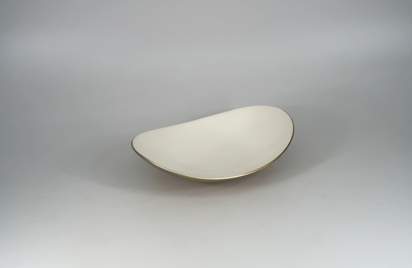 Schale LELAC in creme aus Aluminium