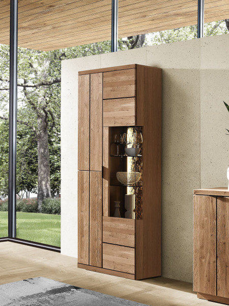 Vitrine HARPER WINBURG in Wildeiche aus Massivholz