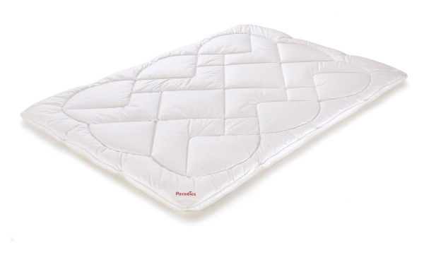 Ganzjahresbett in weiß aus Polyester