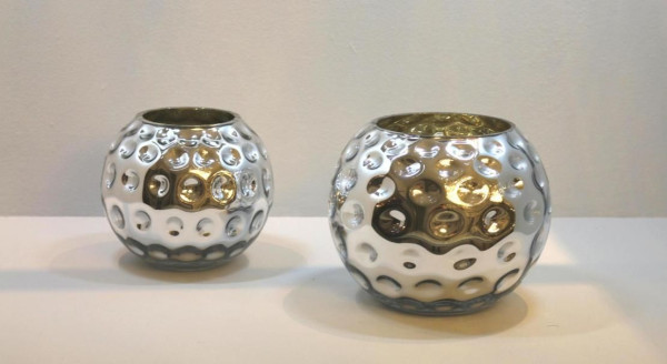 Vase SILVER GOLFBALL in silberfarben aus Glas