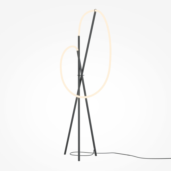 Stehleuchte CROCHET in schwarz aus Aluminium