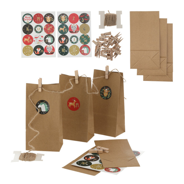 Adventskalender self MADE in mehrfarbig aus Materialmix