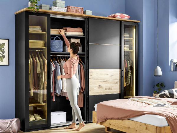 Kleiderschrank SAHAN in anthrazit aus Dekor