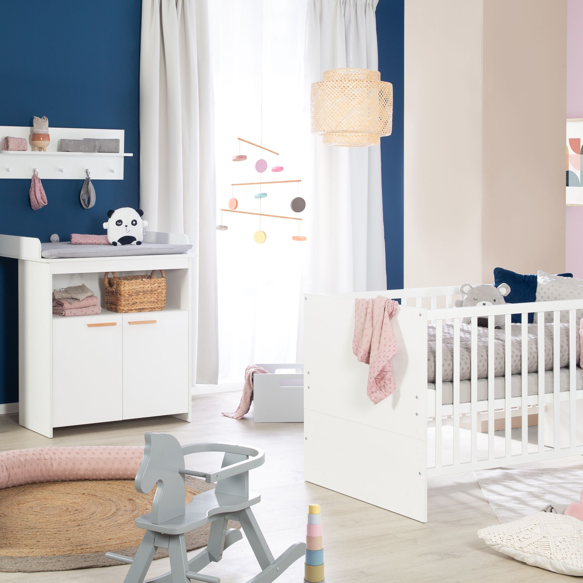 Babyzimmer roba ANTON | Komplette Babyzimmer | Komplette Programme | Möbel  | Alles Wohnen dieser Welt im Einrichtungs-Centrum und auf