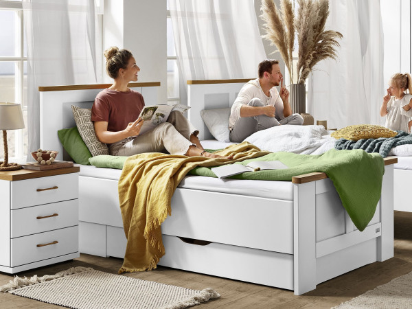 Bett SANSIBAR HOLSTEBRO in weiß aus Dekor